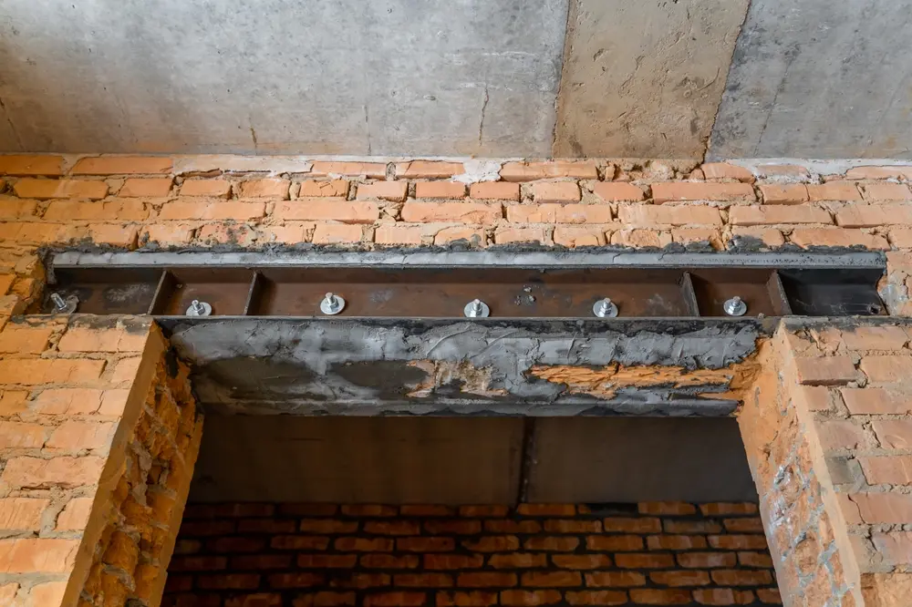 Une ouverture de mur porteur à Lyon effectuée après l'intervention de l'ingénieur structure CIVIGO